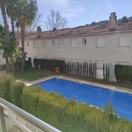 Apartamento Terol Con Piscina/ Parking