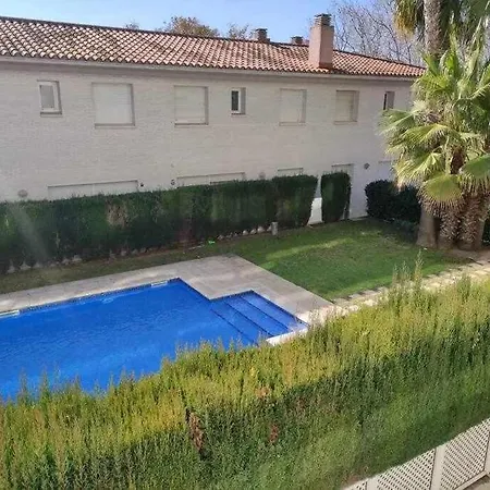 Apartamento Terol Con Piscina/ Parking Apartment *